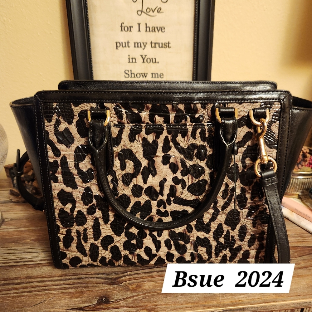 Elegant Brahmin Aubree Snow Leopard Print Croco Embossed Leather Satchel  EUC - Picture 4 of 6